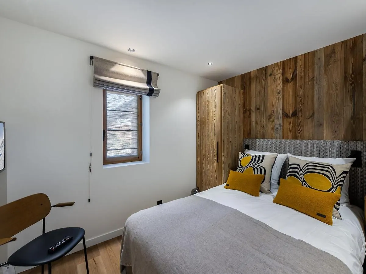 Appartement Courchevel - 3 Chambres, 6 Personnes, Cheminee, Parking, Wi-Fi - Fr-1-564-91 0*,